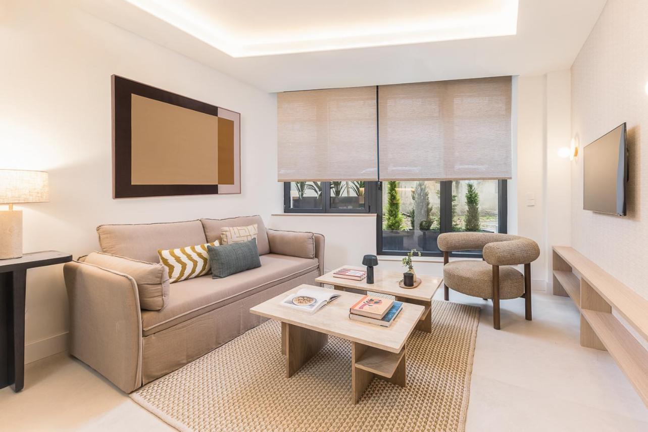 Appartamento Homeclub Tu Escapada Exclusiva En Bernabeu Iii Madrid